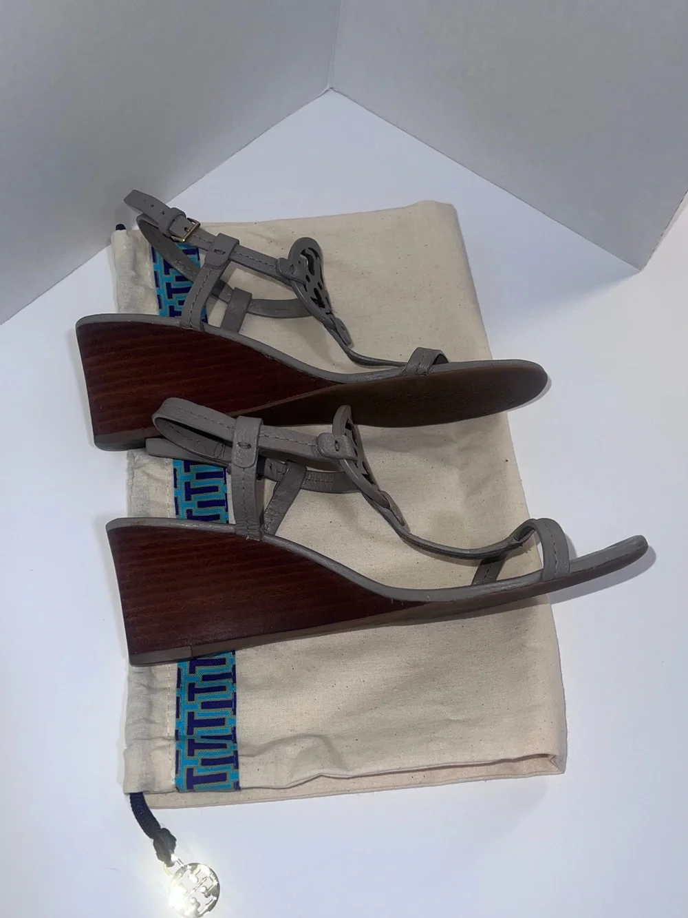 Tory Burch Gray Leather Miller Logo T-Strap Sandals